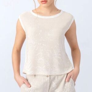 IVKO Woman Brocade Pullover Shadow Pattern Cream Sleeveless
